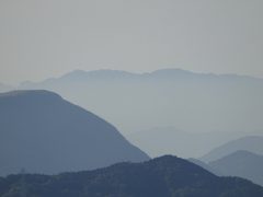 犬ヶ岳（左側ピーク）